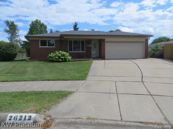 26212 Sunburst Ct, Warren, MI 48091