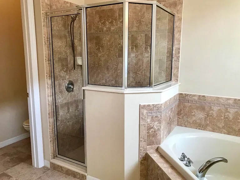 538 Newhall Ln — Photo 33