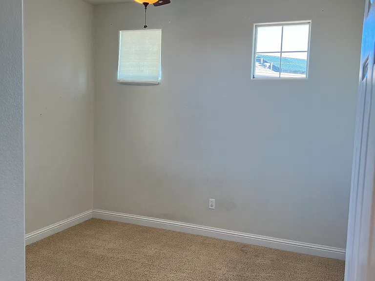 188 W Charlene Ct — Photo 38