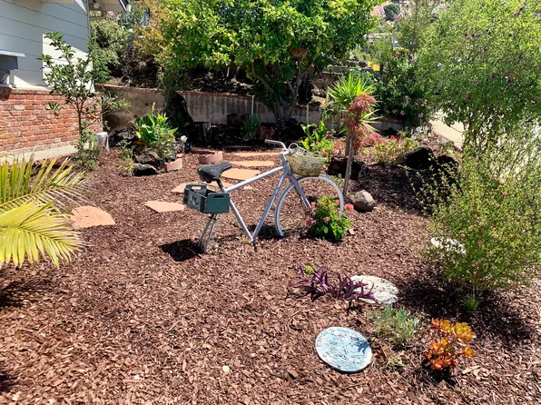 1254 Daily Dr, San Leandro, CA 94577