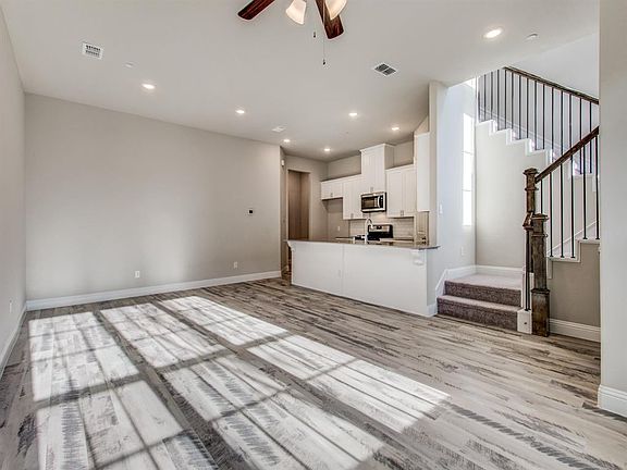 5th image of 6259 Rainbow Valley Pl