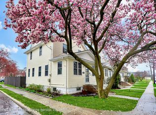 258 Waters Ave, Staten Island, NY 10314