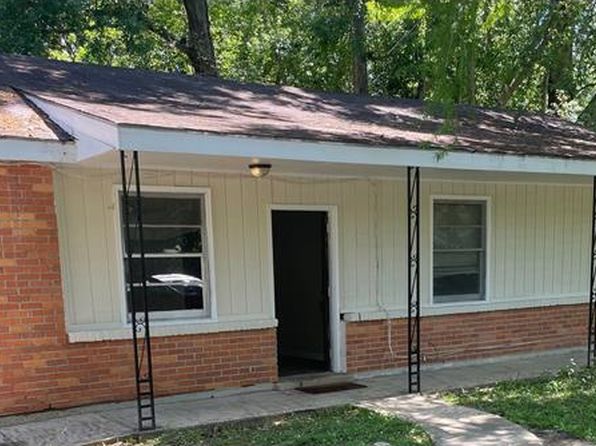 1856 De Soto Dr