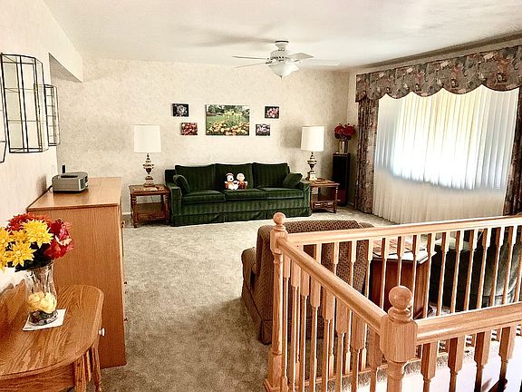 4th image of 23 Weston Dr