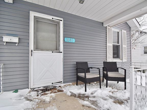 3rd image of 3641 Puhlman Ave
