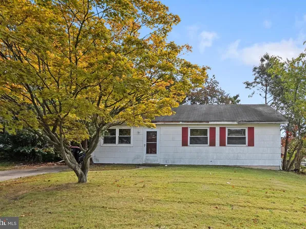 27 Girard Ave, Erial, NJ 08081