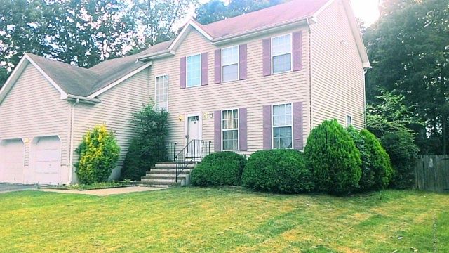 1st image of 9 Isabella Dr
