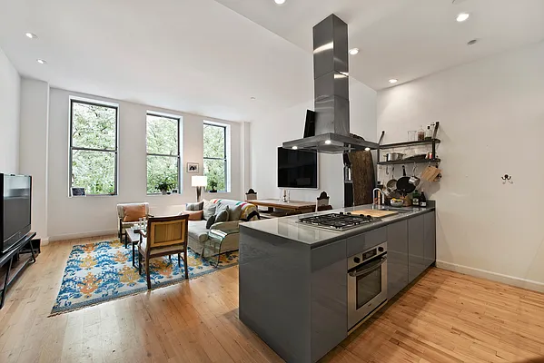 Sold by Nest Seekers International | media 1