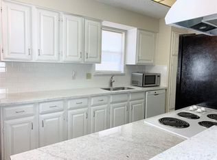 12711 Huntington Venture Dr, Houston, TX 77099