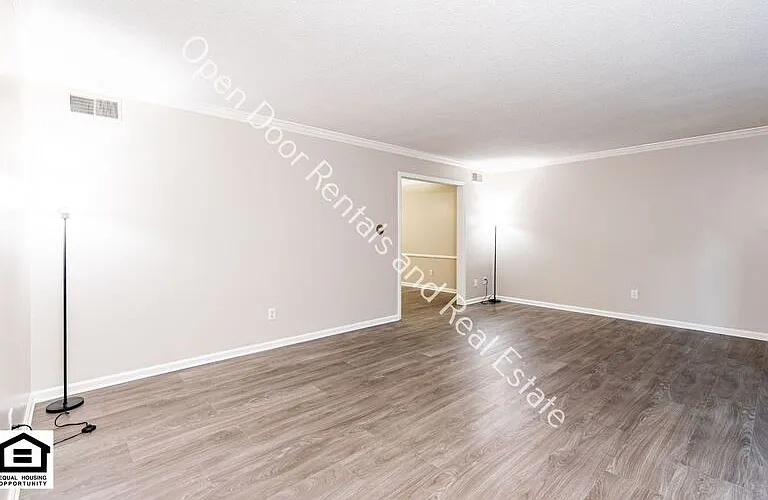 9324 Saratoga Rd — Photo 8
