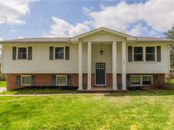 13559 Kaufman Ave NW, Hartville, OH 44632