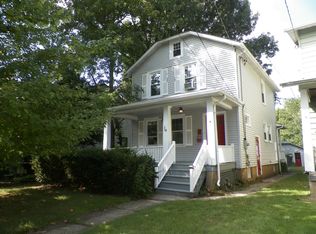 15 Grove Ave, Metuchen, NJ 08840