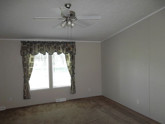 4th image of 2636 108th Ave