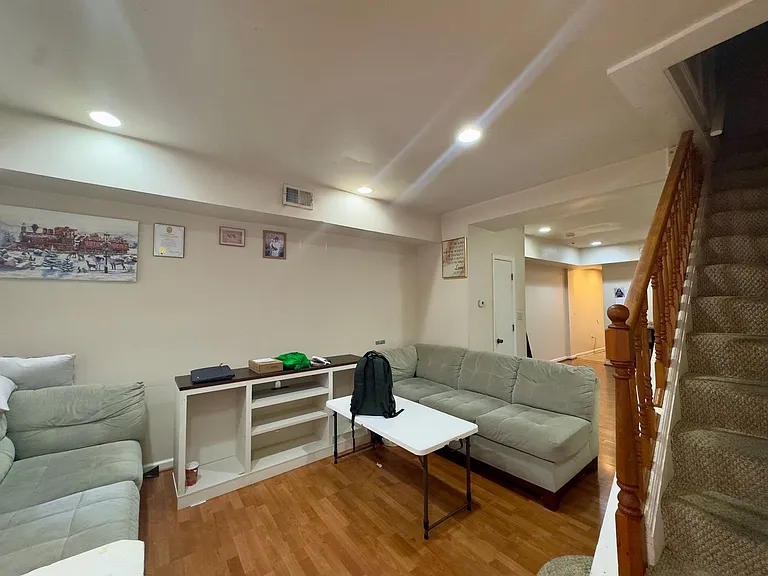 3219 Leverton Ave — Photo 3