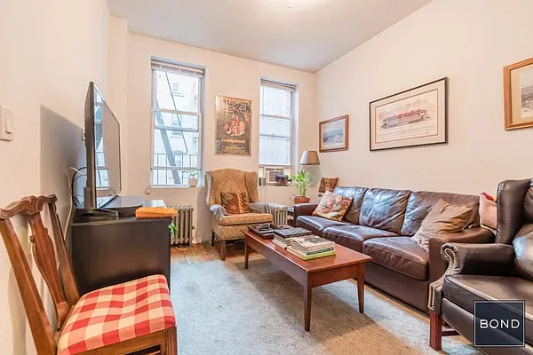 Rented by Bond New York | media 21