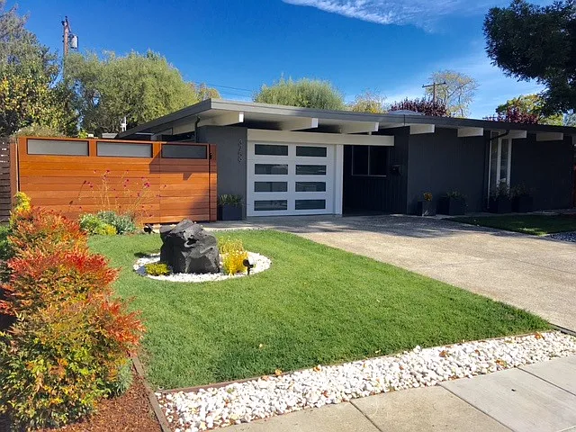 3759 Redwood Cir photo 1