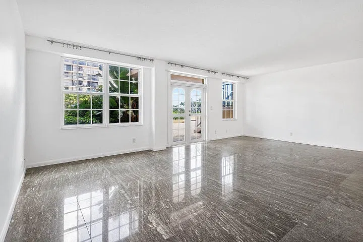 3475 S Ocean Blvd — Photo 3