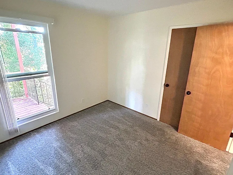1316 Bonita Ave #5 — Photo 4