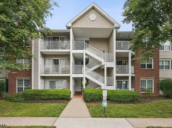 1712 Breckenridge Dr, Branchburg Twp., NJ 08876