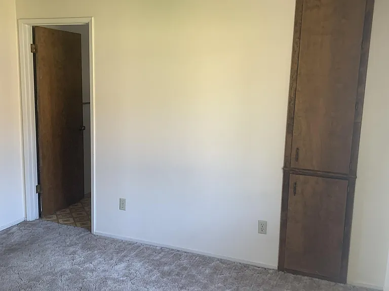 1422 Woodside Dr #F — Photo 6