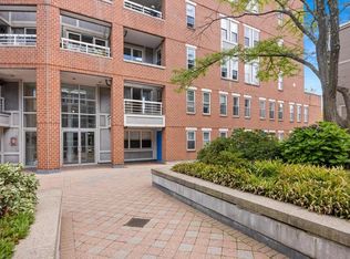 20 Chestnut St APT 201, Cambridge, MA 02139