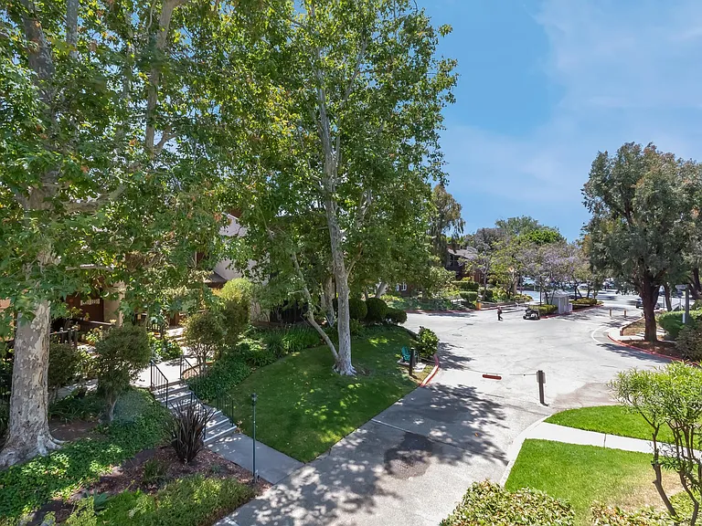 4635 Maytime Ln — Photo 64