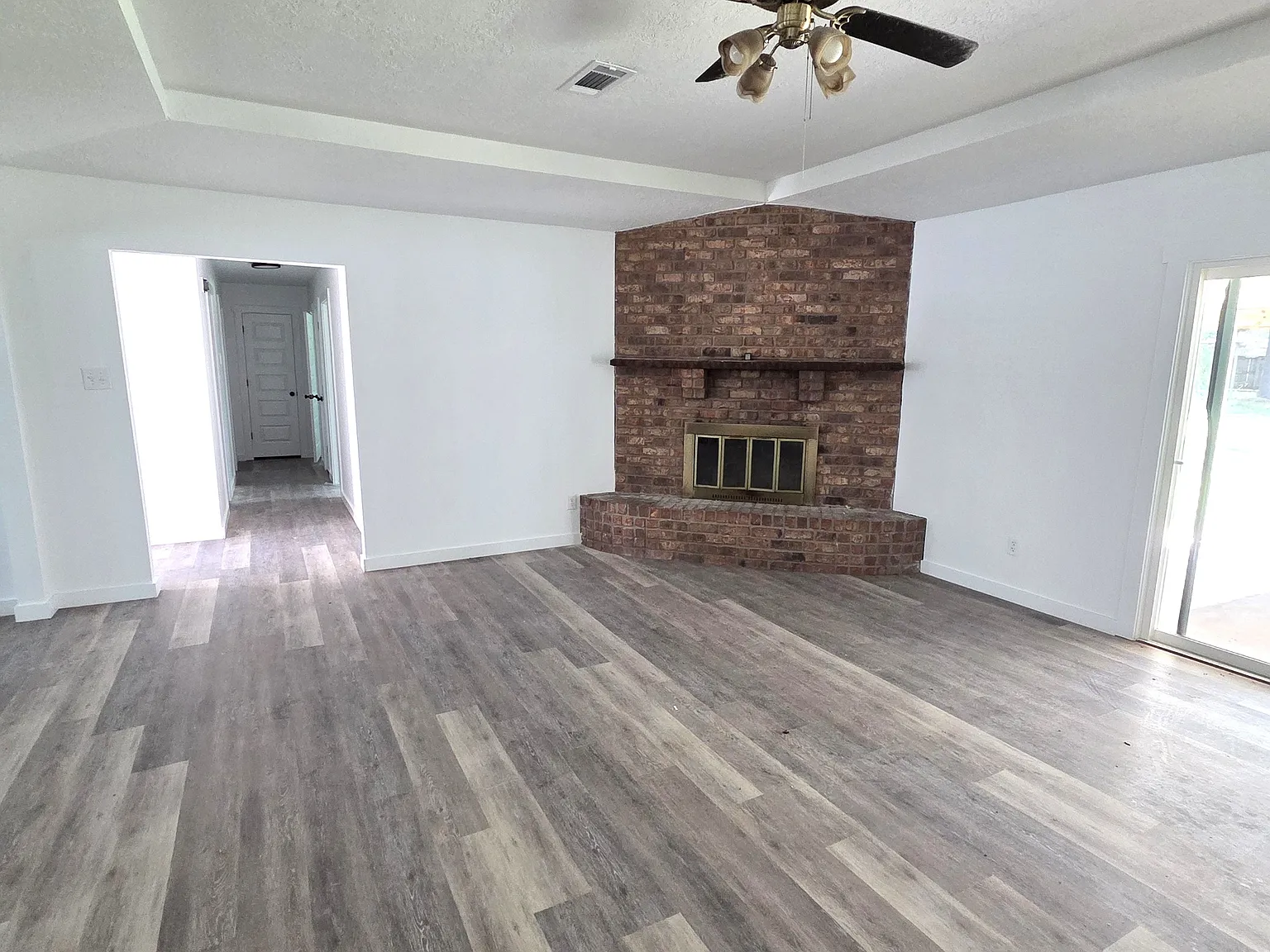 119 Merry Mark Drive - 1 — Photo 4