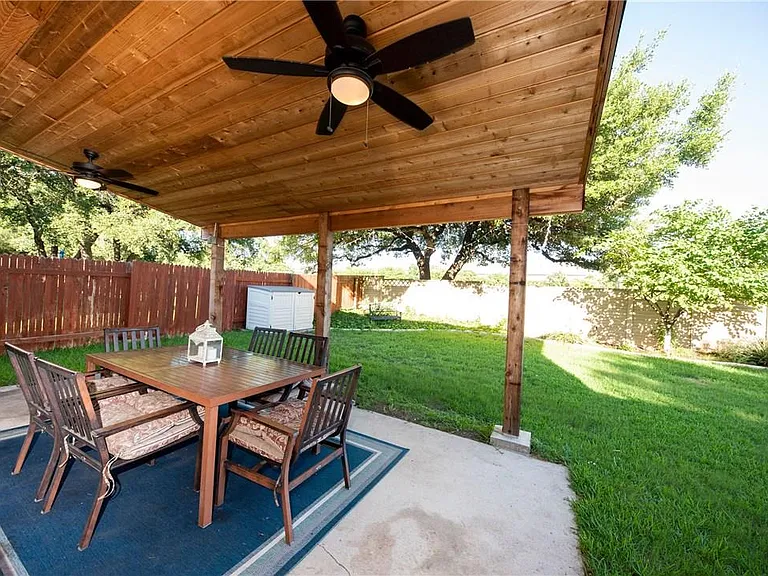 1210 Ritter Dr — Photo 4
