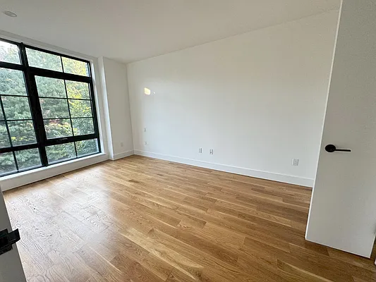 Rented by Carnegie Management Inc | media 35