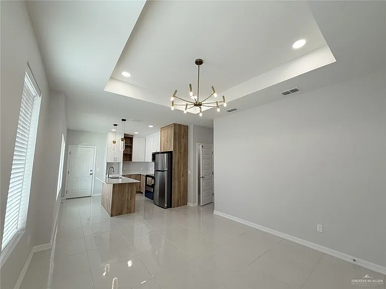 4225 Heron Ave #14 — Photo 2
