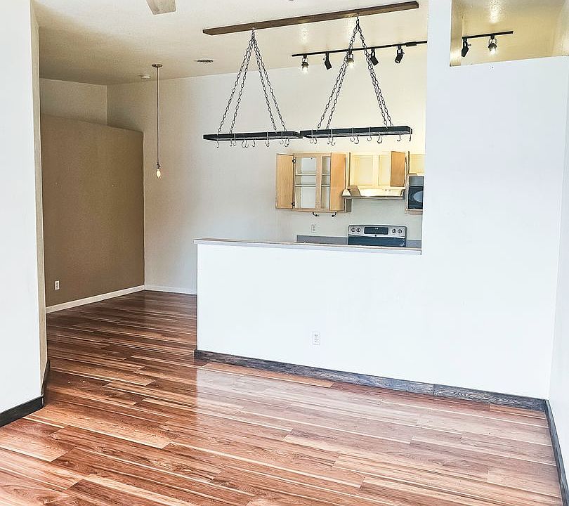1st image of 1461 Northwood Dr APT 204