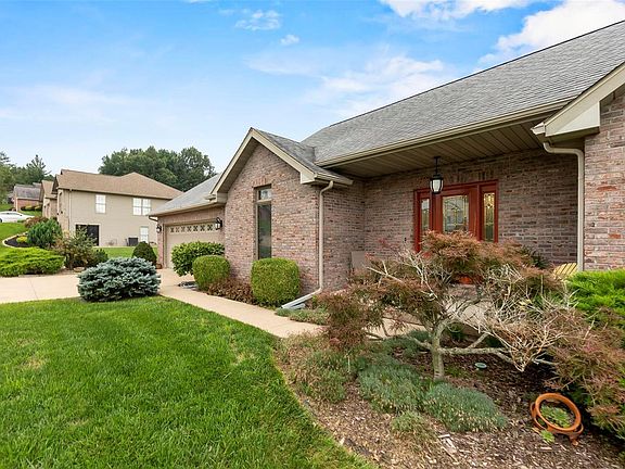 4th image of 1601 Watson Dr
