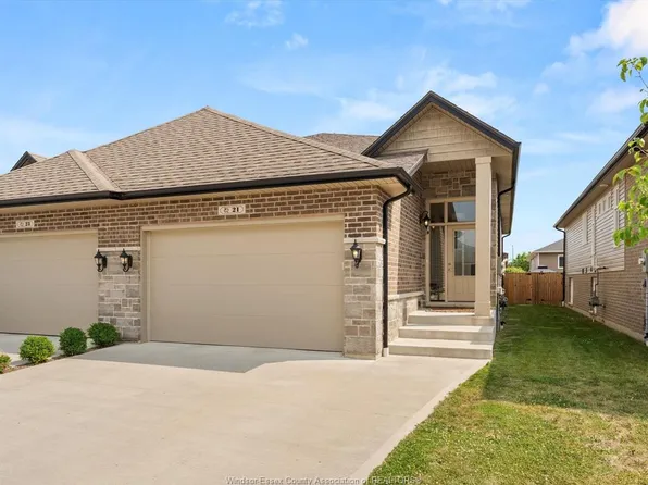 21 Woodland St, Kingsville, ON N9Y 0B1