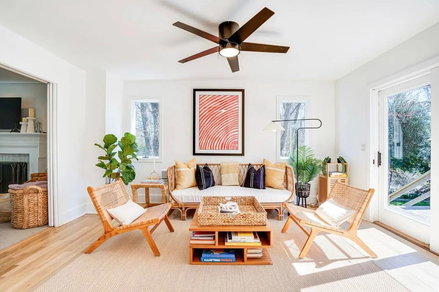 Chic & Serene Sag Harbor Home w/ Private Beach 2hrs NYC — Photo 2