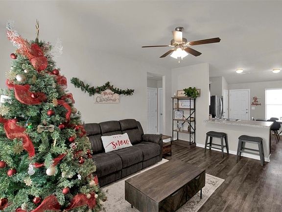 2nd image of 14116 King Arthur Ct