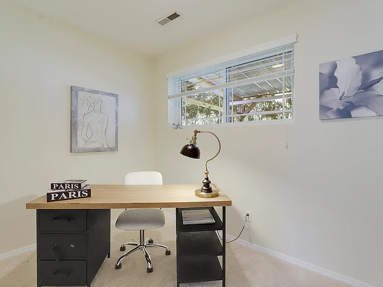 12116 NE 137th Pl — Photo 14
