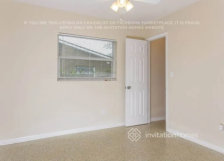 1710 Puritan Ave — Photo 8