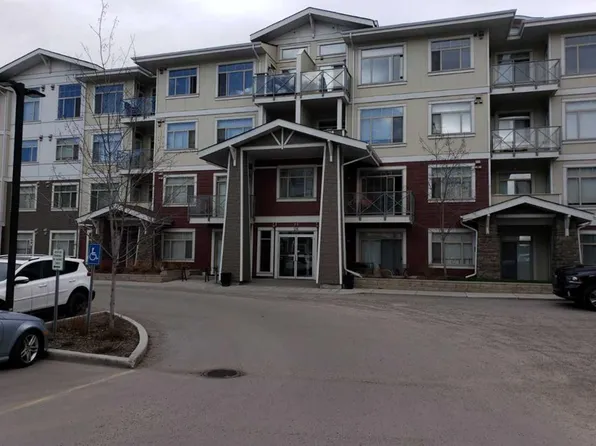 28 Auburn Bay Line SE #204, Calgary, AB T3M 1Z7
