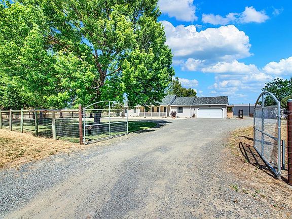 5th image of 7704 Eddy Lane