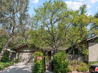 657 Hightree Rd, Santa Monica, CA 90402