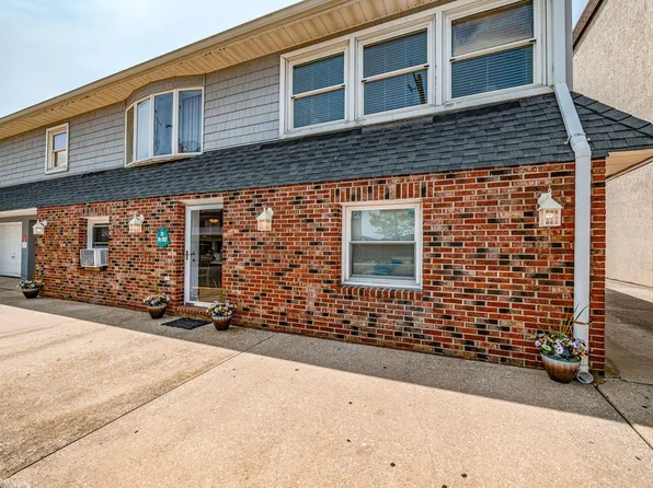 23 39th St #"b", Sea Isle City, NJ 08243