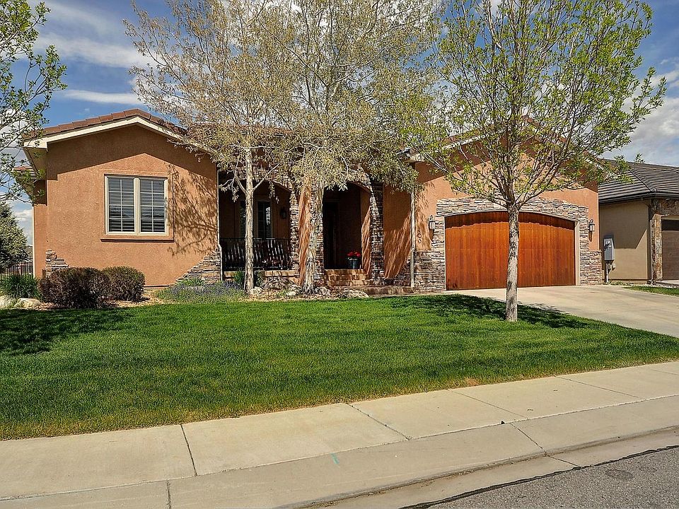 1st image of 403 Cottonwood Cir
