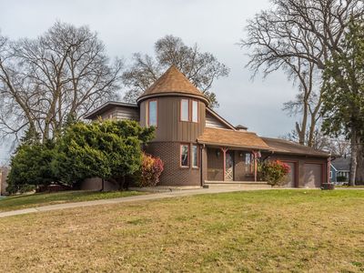 3605 Indianola Ave, Des Moines, IA, 50320