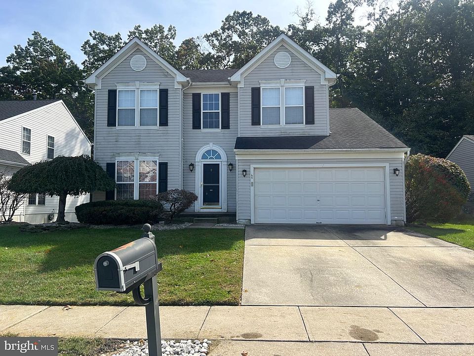 1st image of 45 Wood Lark Dr