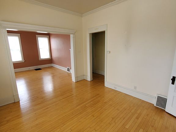 3rd image of 1806 E Thomas Ave #1806