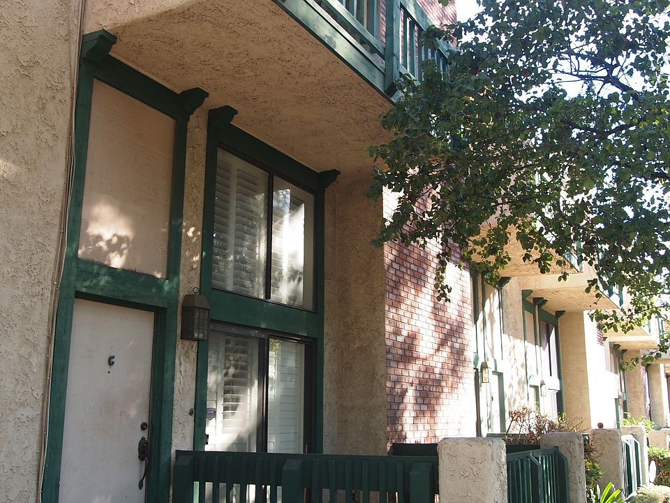1st image of 1921 Huntington Dr Unit C