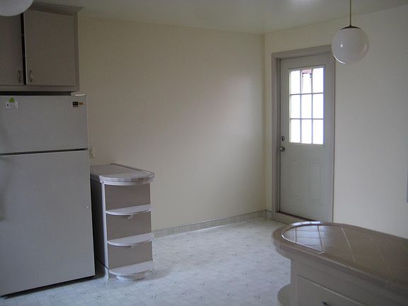 5th image of 29 Manzanita Ave