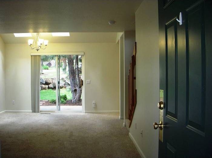 Living RM to Yard