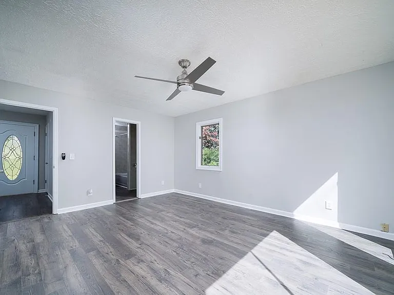 4079 Dunnington Dr — Photo 31
