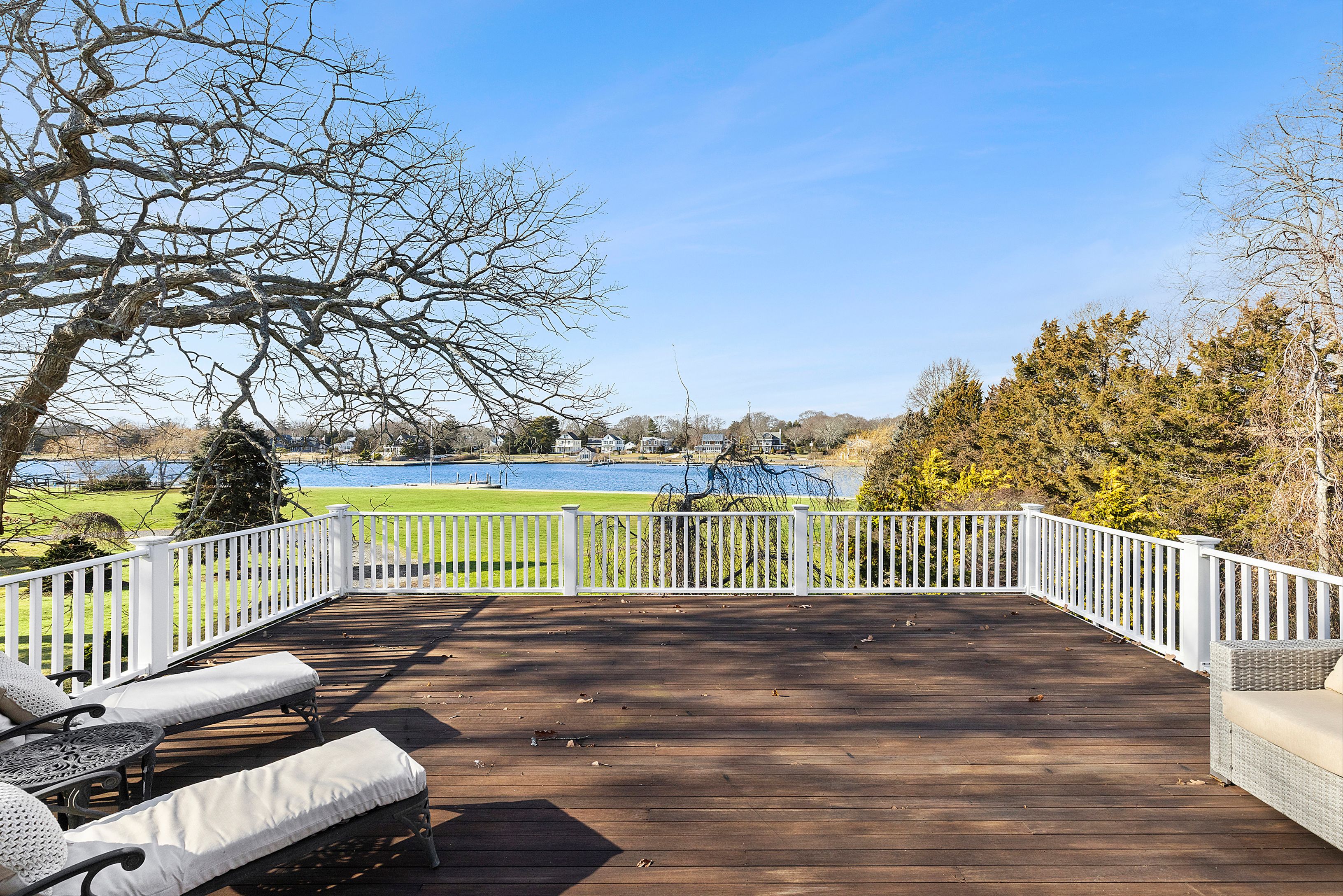 104 Union Ave, Center Moriches, NY 11934 Out East